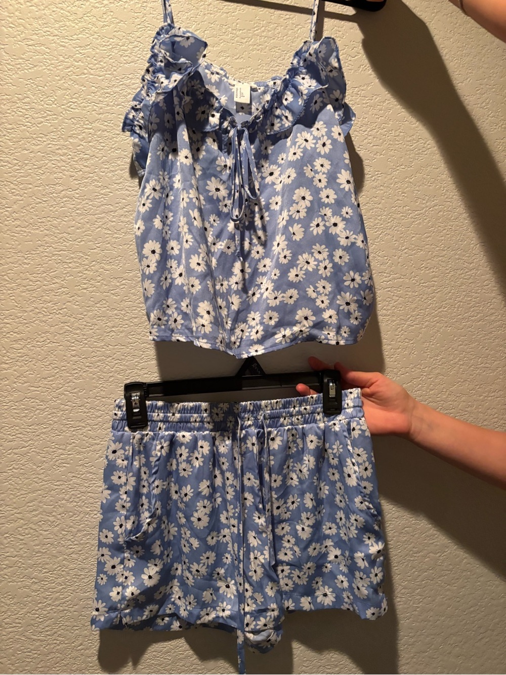 Forever 21 Light Blue Daisy Cami & Short Set